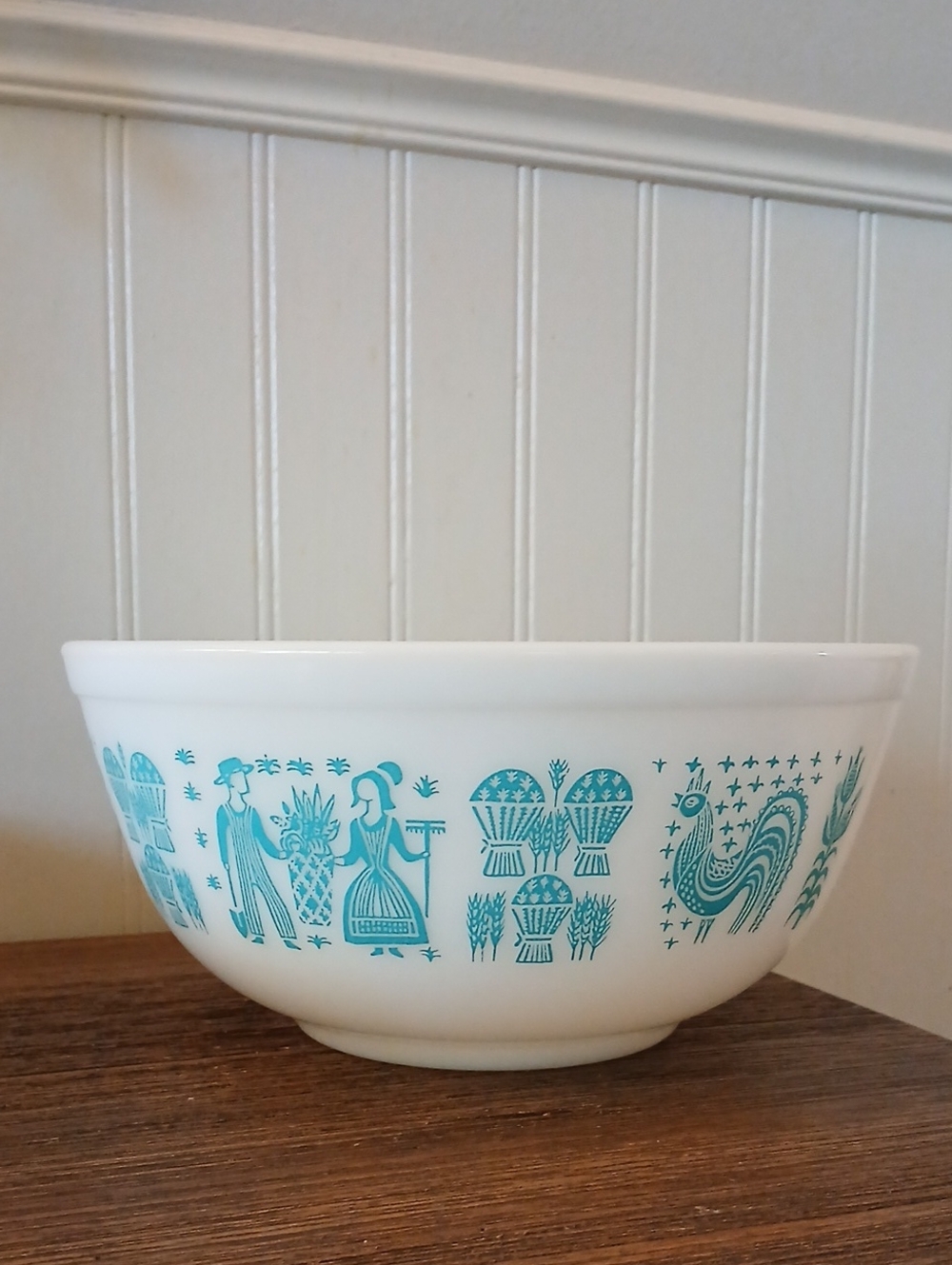 Vintage Pyrex #403 Amish Butterpoint White Tourquoise Mixing Bowl USA